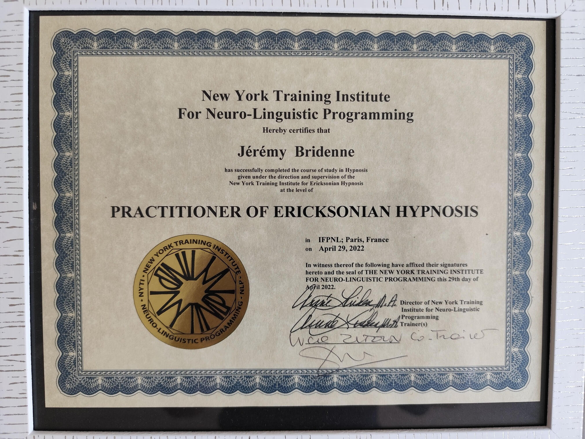 Praticien en hypnose ericksonienne